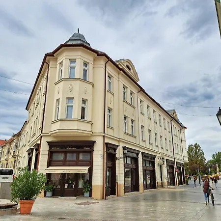 Domus Collis Szálloda