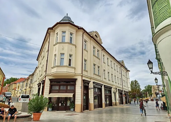 Domus Collis Hotel