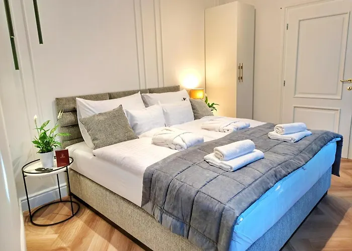 Domus Collis Hotel Gyor