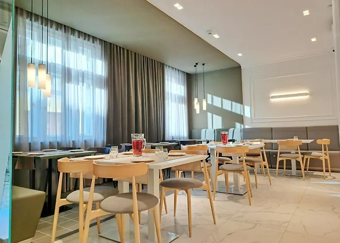 Domus Collis Hotel Gyor